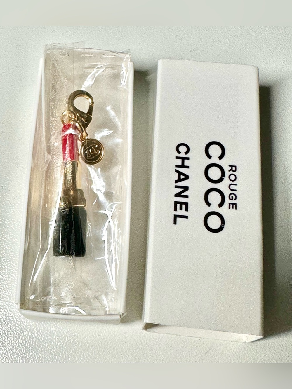 CHANEL Rouge Coco Lipstick Keychain/Bag Charm in Black, Red & Gold GWP NWB
